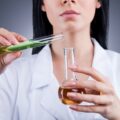 Ile zabiegów kwasami potrzeba, by zauważyć efekty?