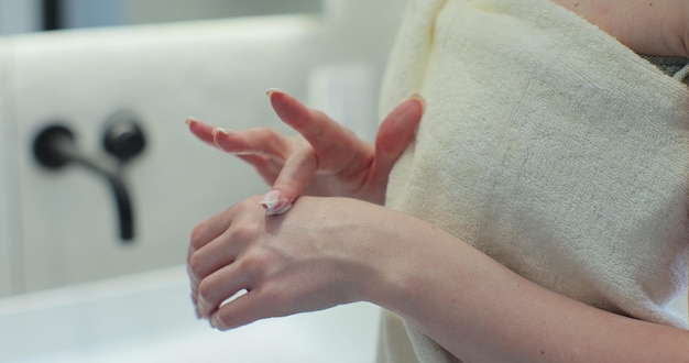 Jak leczyć zapalenie skóry domowymi sposobami?